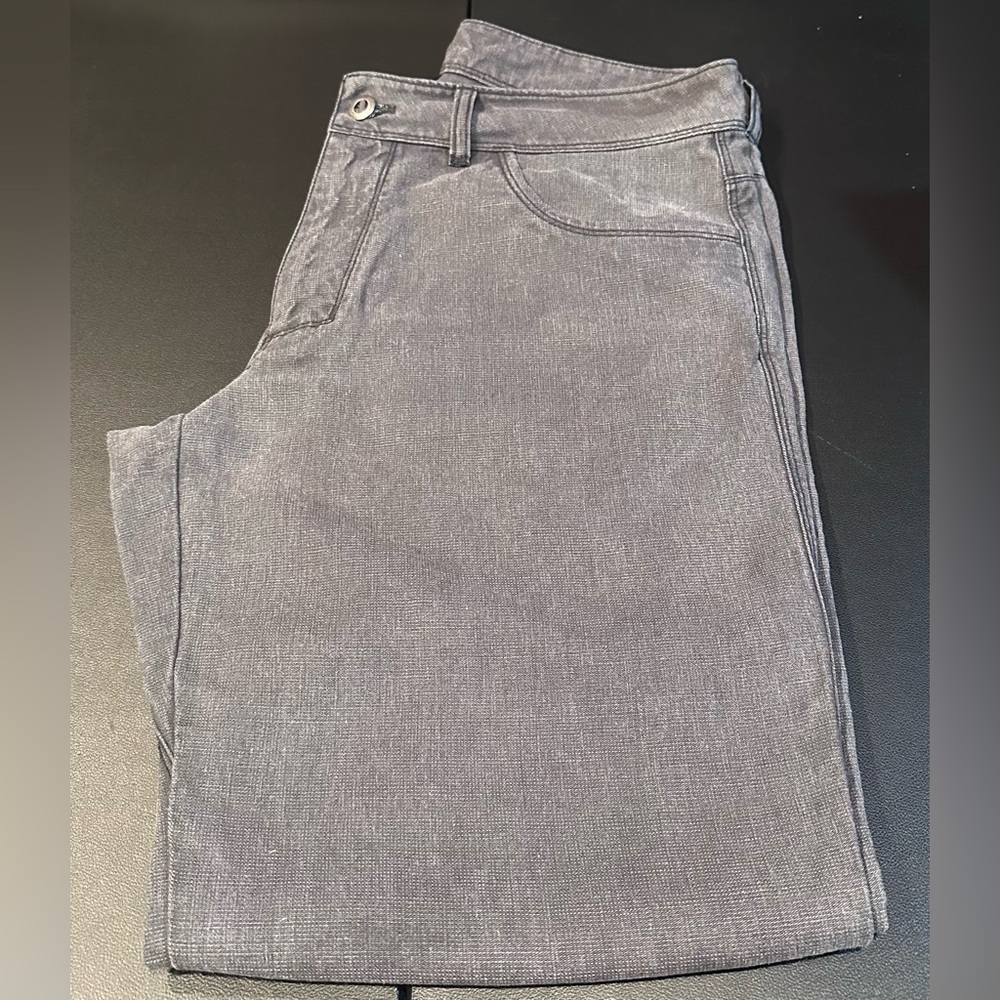 Patagonia Charcoal Pants Jeans Mens Size 32W x 32L